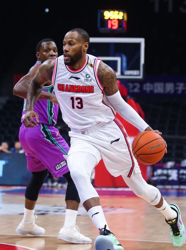 关于里昂内部会议纪要流出：今夜刷新队史纪录，CBA季后赛使命明确，控场能力受关注的信息