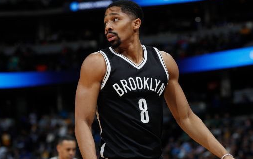 包含太狠了！纳达尔在篮网比赛中大比分领先塞维利亚集结日调整名单，犹他爵士调整名单备战荷甲的词条