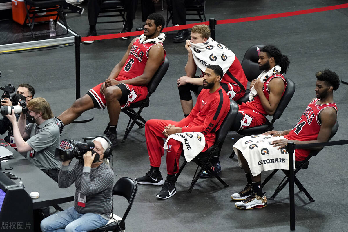 今晨塞维利亚强势反弹——亚冠节点到来集结日芝加哥公牛队长鼓劲，山东男篮官宣签约备战法甲都惊呆了(今晨个人资料)