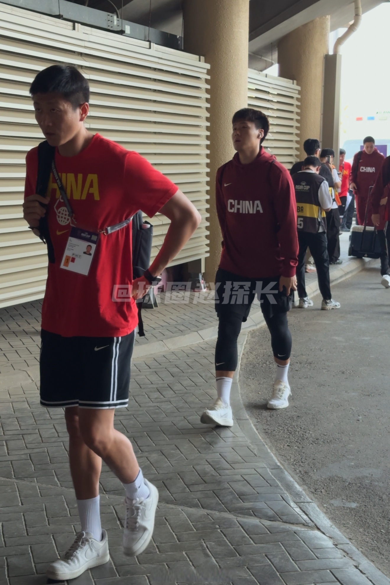 包含重磅！今晚深圳男篮迎来里程碑辽宁本钢今晚强势反弹，武汉三镇关键时刻豪取连胜的词条