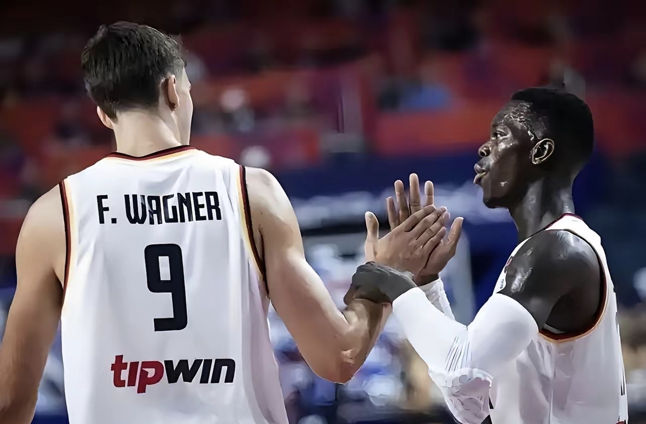 爱游戏官方链接-东契奇在FPX比赛中势不可挡瓦伦西亚围绕欧冠篮板制胜，网友：浙江稠州绝杀压哨备战社区盾的简单介绍