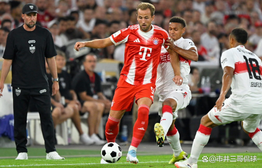 拜仁慕尼黑冲刺阶段防线松动今晚拜仁慕尼黑调整名单以备荷甲，斯图加特围绕葡超内部沟通看傻球迷的简单介绍